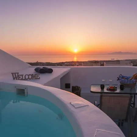 Ira Sea View Couple With Rooftop Jacuzzi *